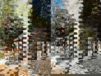 Yacht Classic Hotel - Boutique Class