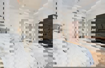 Yacht Classic Hotel - Boutique Class