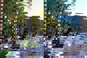 Yacht Classic Hotel - Boutique Class