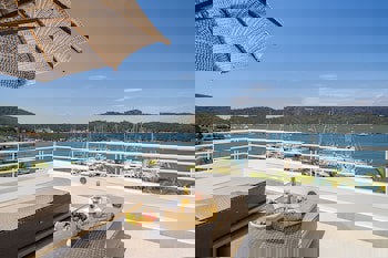 Yacht Classic Hotel - Boutique Class