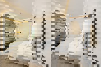 Yacht Classic Hotel - Boutique Class