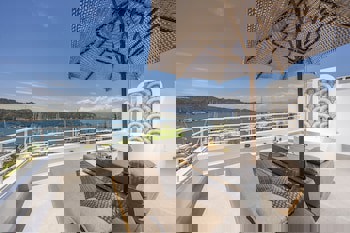 Yacht Classic Hotel - Boutique Class