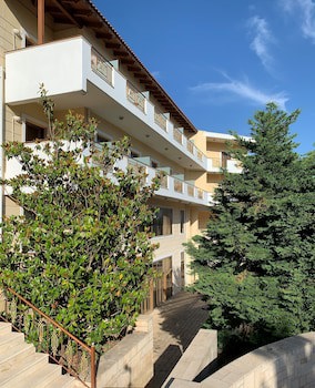 Parnis Palace Hotel Suites galeri fotoğrafı