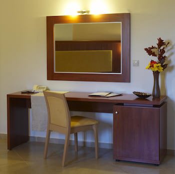 Parnis Palace Hotel Suites galeri fotoğrafı
