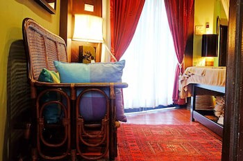 Zantiis Ndol Villas