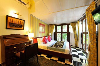 Zantiis Ndol Villas
