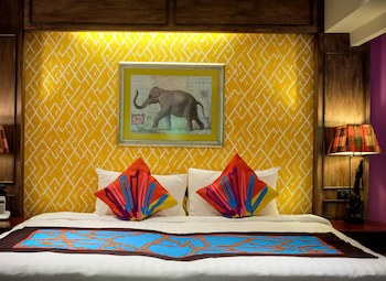 Zantiis Ndol Villas