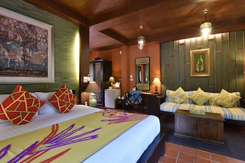 Zantiis Ndol Villas