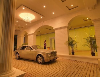 Royal Orchid Central