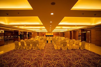 Royal Orchid Central
