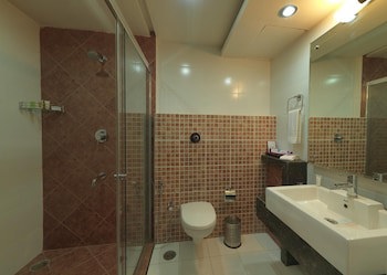Royal Orchid Central