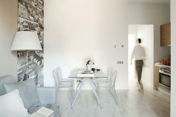 Eric Vokel Boutique Apartments Gran Via Suites
