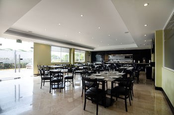 Doubletree By Hilton Hotel Queretaro