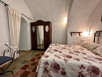 Cuevas La Granja