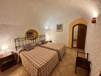Cuevas La Granja