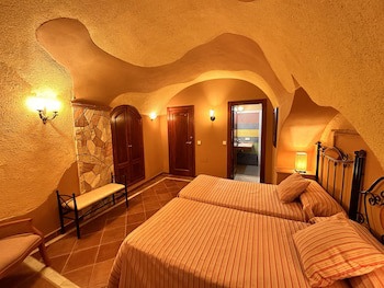 Cuevas La Granja