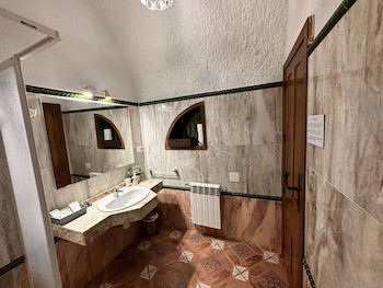 Cuevas La Granja