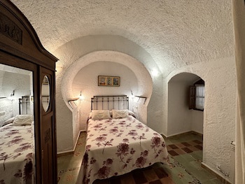 Cuevas La Granja