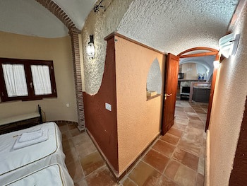 Cuevas La Granja