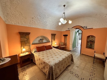 Cuevas La Granja