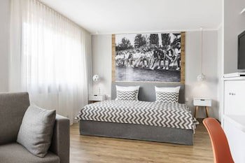Hotel HerzogsPark fotoğrafı