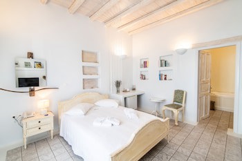 Vincenzo Family Hotel