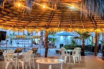 Laos Mar Hotel & Suites