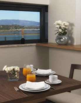Agua Hotels Riverside
