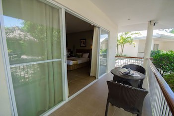 Almont Inland Resort