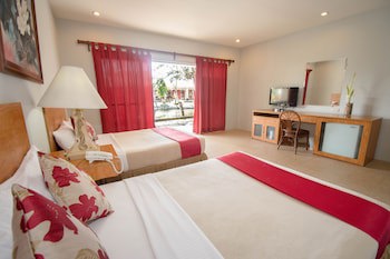 Almont Inland Resort
