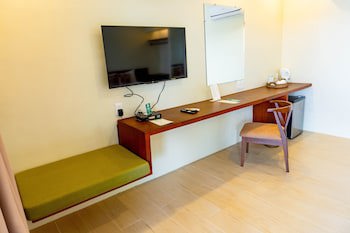 Almont Inland Resort