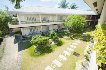 Almont Inland Resort