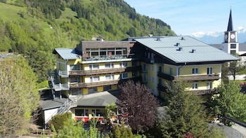 Der Schuetthof