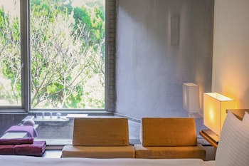 Check Inn Select Taipei Yamgmingshan