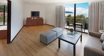 Bayview Beach Resort