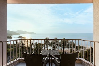 Bayview Beach Resort