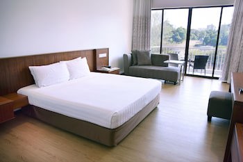 Bayview Beach Resort