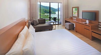 Bayview Beach Resort