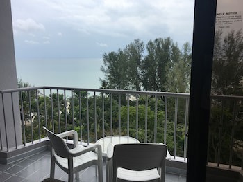 Bayview Beach Resort