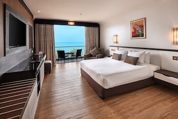 Bayview Beach Resort