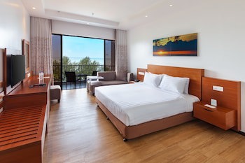 Bayview Beach Resort