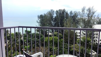 Bayview Beach Resort