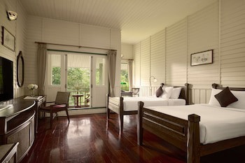 Kalanan Riverside Resort