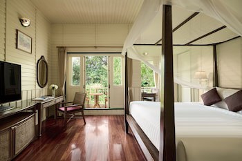 Kalanan Riverside Resort