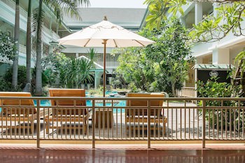 Kalanan Riverside Resort