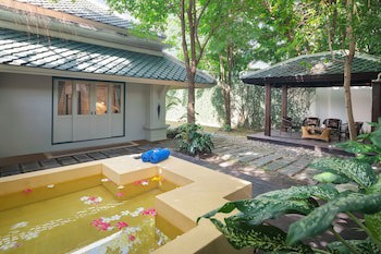 Kalanan Riverside Resort