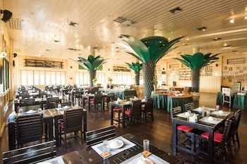 Kalanan Riverside Resort
