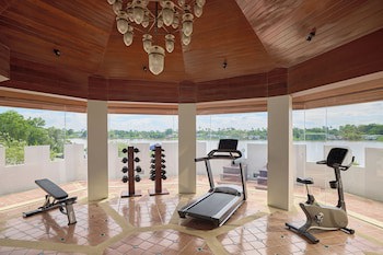 Kalanan Riverside Resort