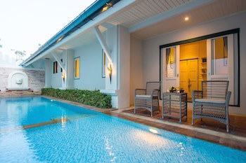 Kalanan Riverside Resort