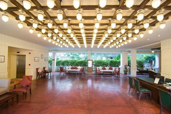 Kalanan Riverside Resort